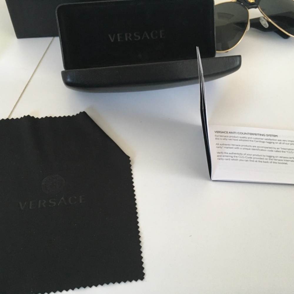 Versace VE2207Q Circular  Baroque Sunglasses - Picture 8 of 10